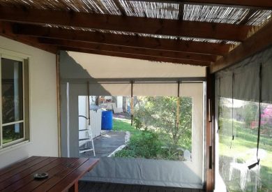 סגירת חורף בסיסית שמשונית משולב שקוף תפורה עם טבעות סגירת חורף בסיסית שמשונית משולב שקוף תפורה עם טבעות